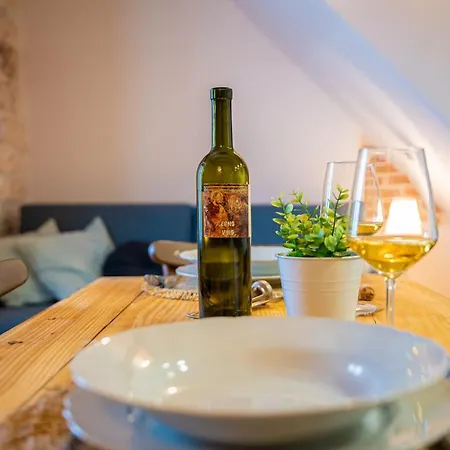 Johan I Matija Bed & Breakfast Grandici