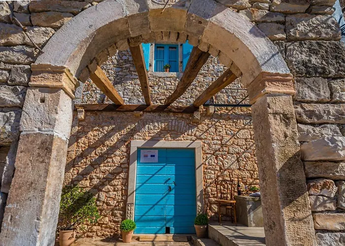 Johan I Matija 3* Grandici